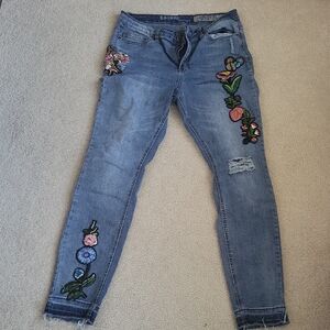 Rocks Denim Skinny Jeans with Vibrant Floral Accents